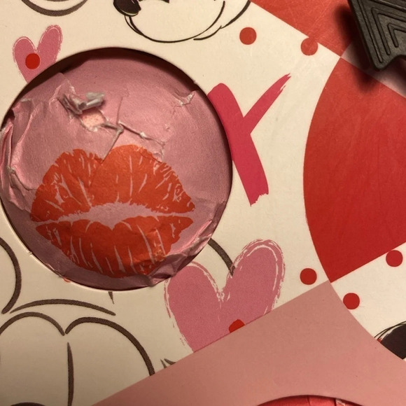 Disney Mad Beauty Valentines Bath Fizzer set - Picture 7 of 9
